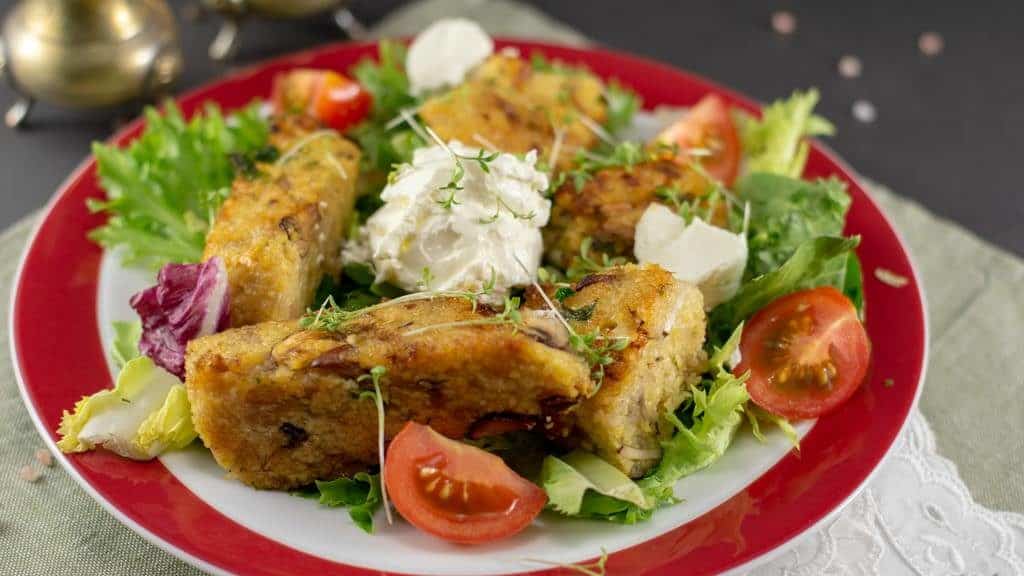 Polenta su pievagrybiais